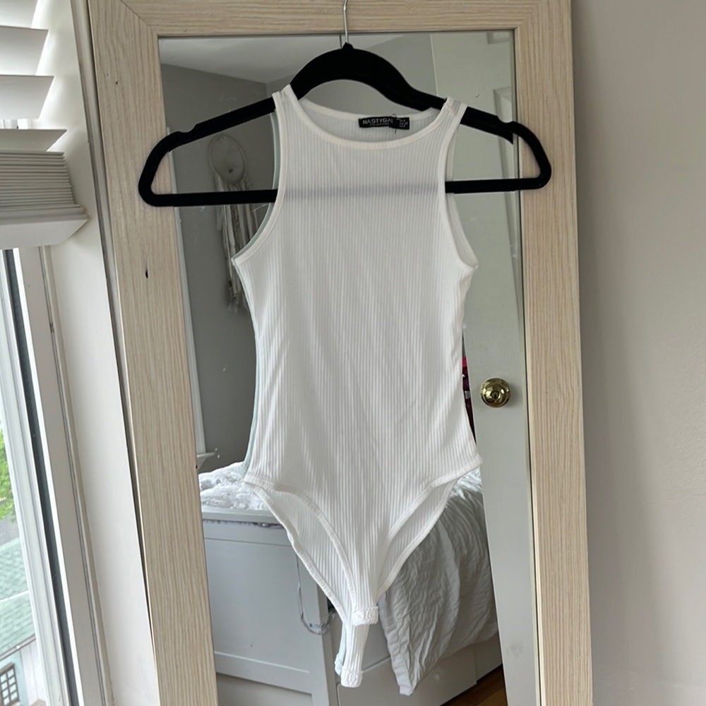 White Lightweight Summer Bodysuit Nastygal